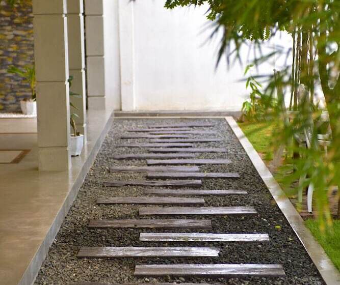 호텔 Hiru Lagoon Negombo