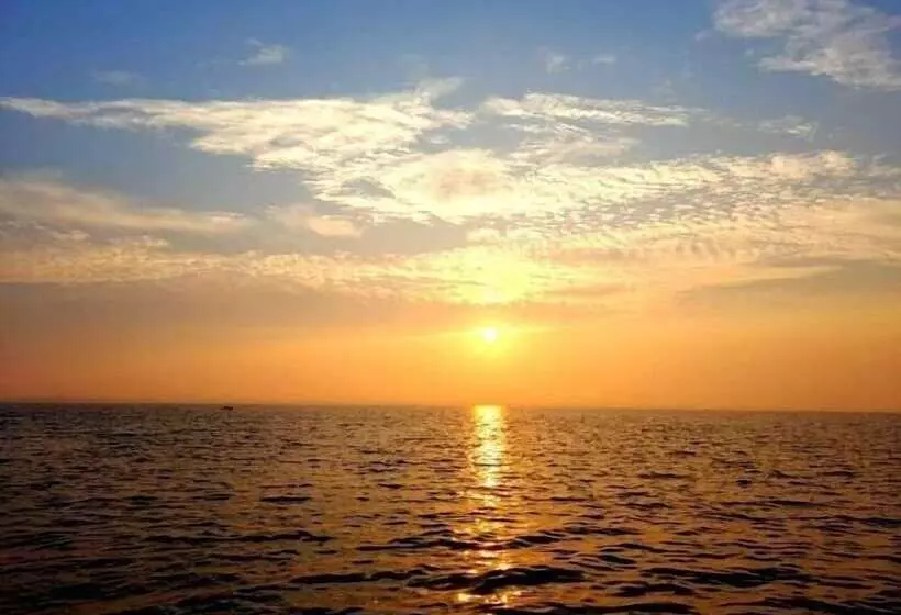 Hotelli Hiru Lagoon Negombo