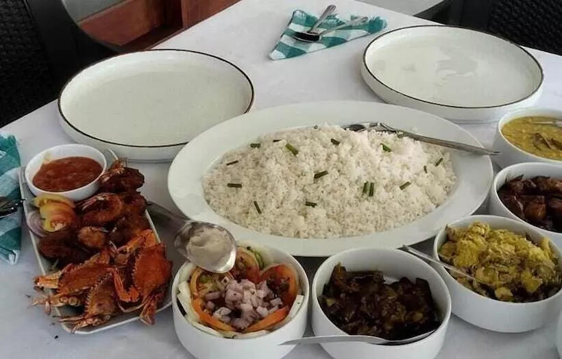 Hotelli Hiru Lagoon Negombo