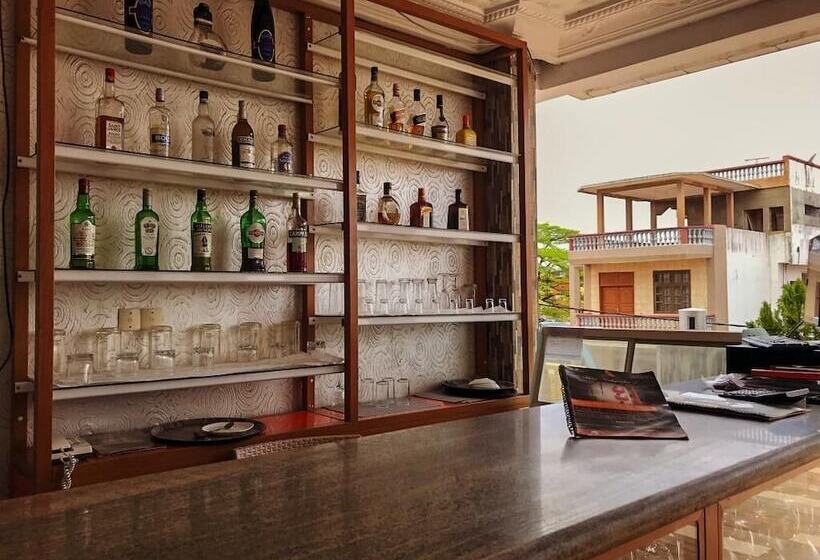 هتل Hôtel Noahgarden 2