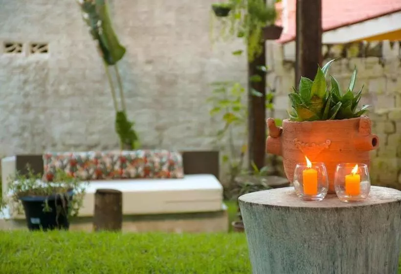 Hotelli Milie Lounge Pousada