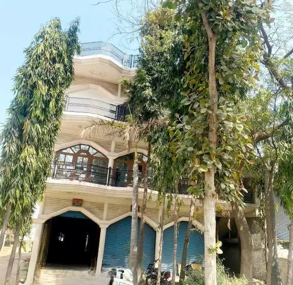 ホテル O Shubham Palace