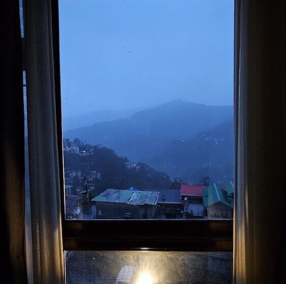 בית מלון כפרי Rufina Pinasa Residency