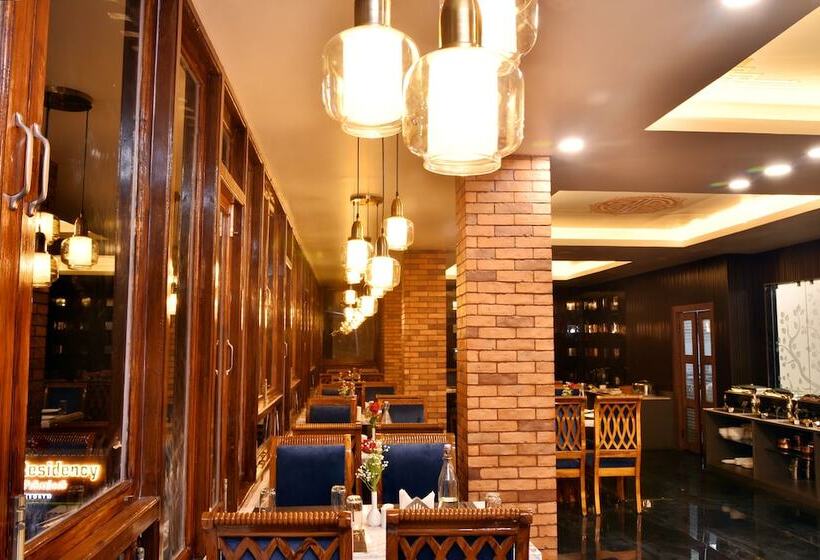 בית מלון כפרי Rufina Pinasa Residency