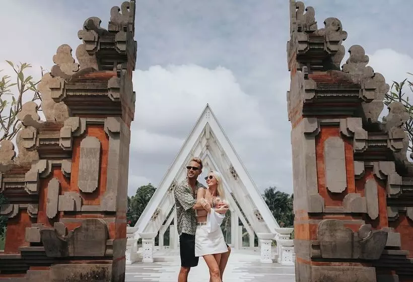 リゾートホテル Metland Venya Ubud