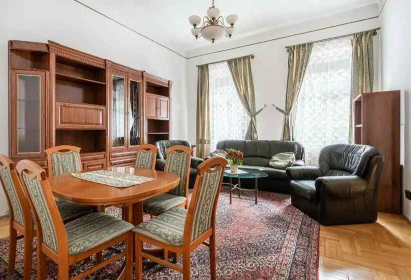 هاستل Central Lovely Rooms