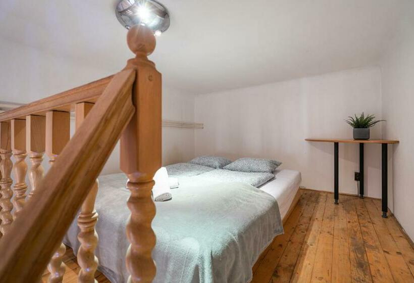 هاستل Central Lovely Rooms