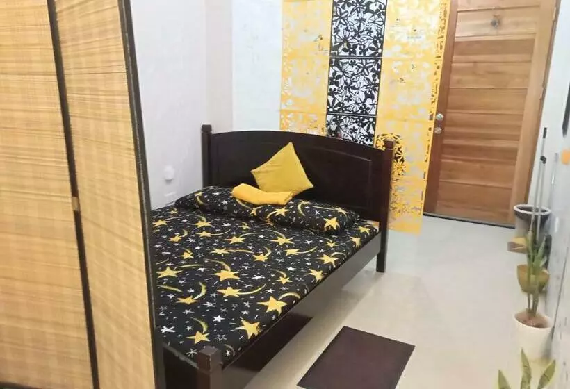 Retkeilymaja Comfy And Affordable Transient Room Near Naia 3