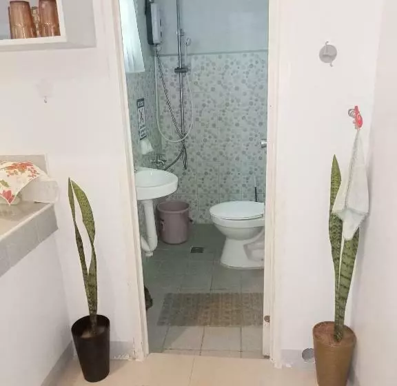 Retkeilymaja Comfy And Affordable Transient Room Near Naia 3