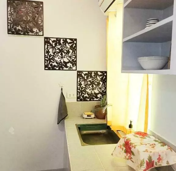 Retkeilymaja Comfy And Affordable Transient Room Near Naia 3