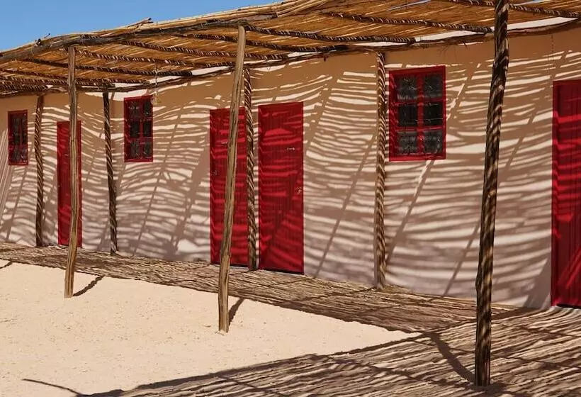 ユースホステル Desert Sands Dakhla