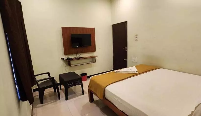ホテル Ponni Residency Thanjavur