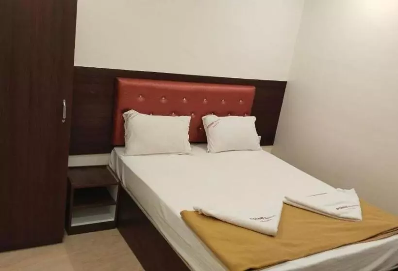 ホテル Ponni Residency Thanjavur