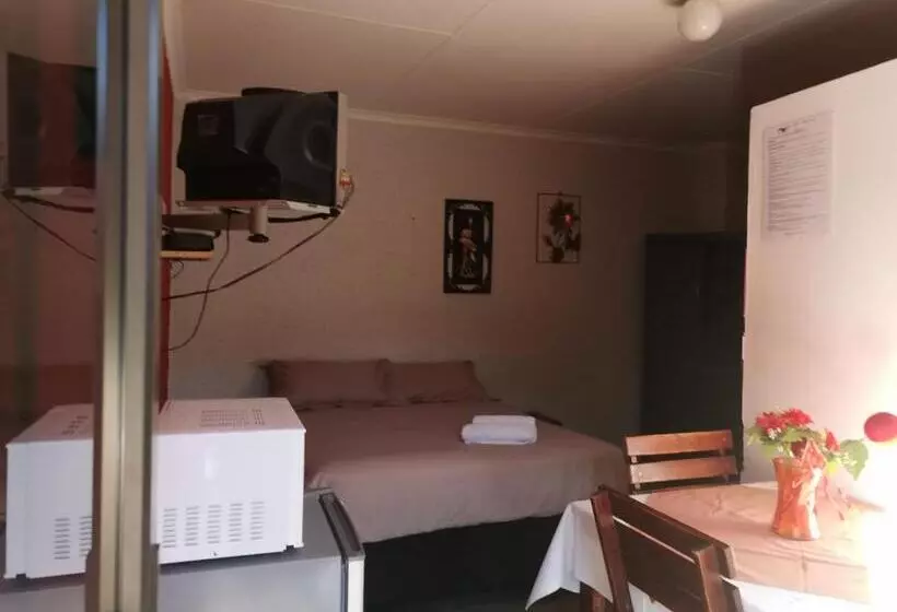 Mary Jo Bed And Breakfast