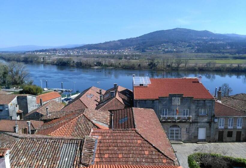 فندق A Torre Do Xudeu