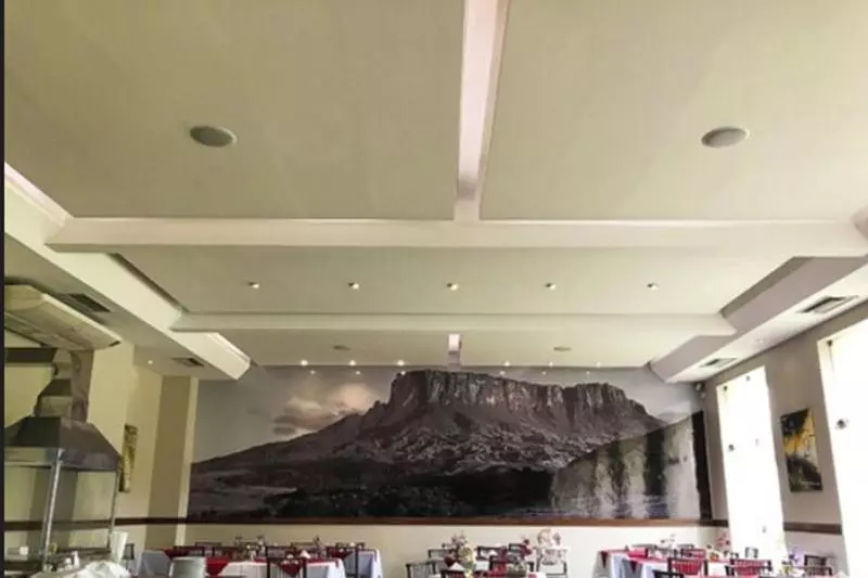 هتل Aipana Plaza