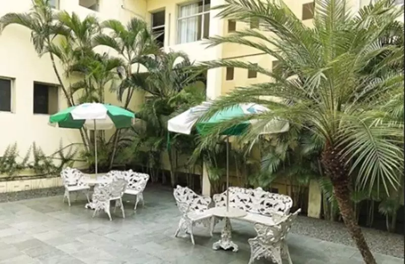 هتل Aipana Plaza