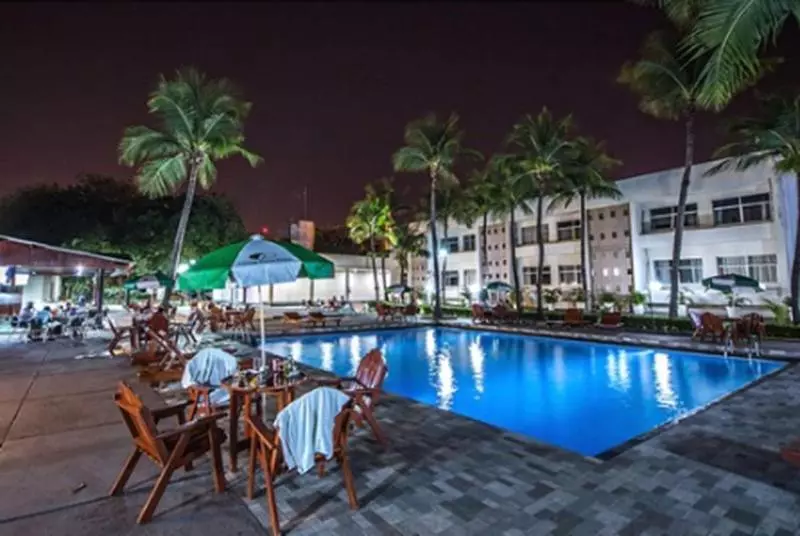 هتل Aipana Plaza