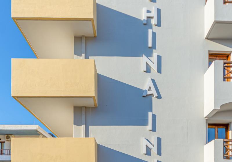 בית מלון כפרי Athina Inn