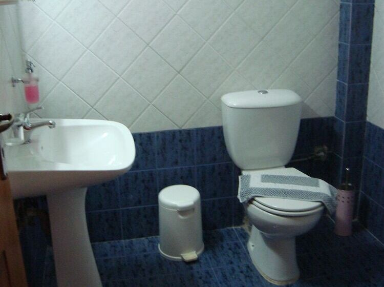 בית מלון כפרי Athina