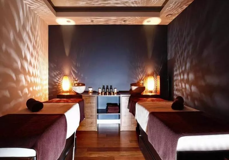 호텔 Aubrecht Country Spa Resort