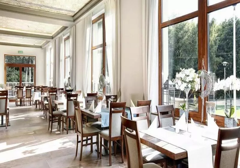 호텔 Aubrecht Country Spa Resort