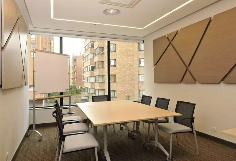 ホテル Bs Rosales