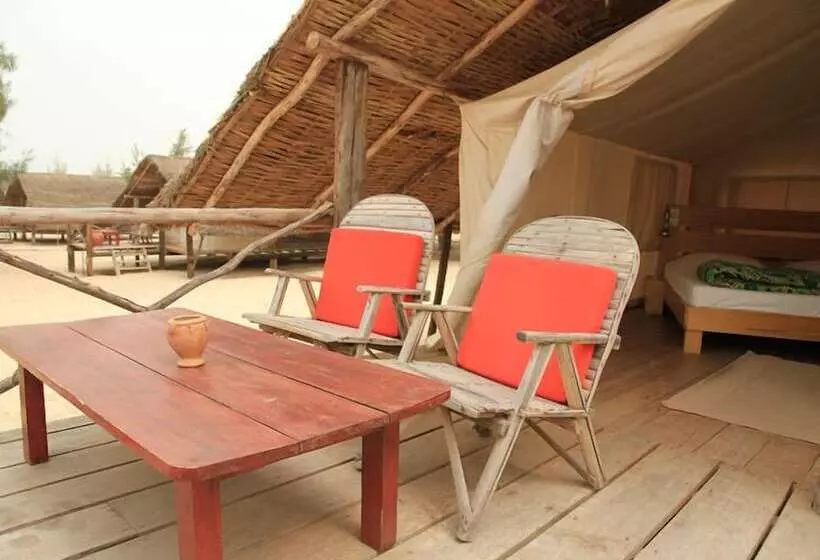 هتل Campement Lodge Océan & Savane