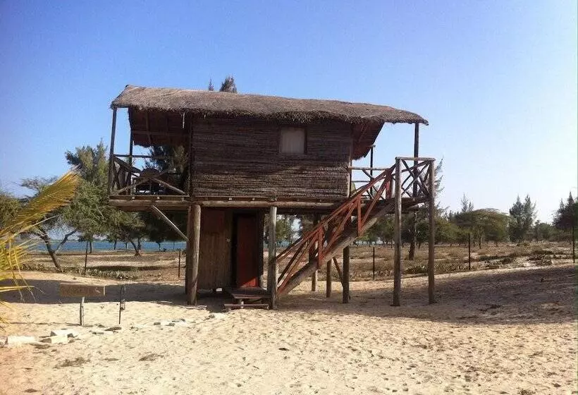 هتل Campement Lodge Océan & Savane