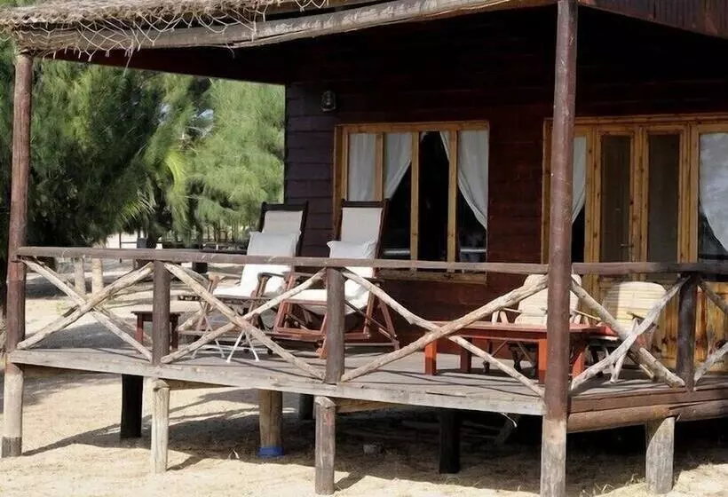 هتل Campement Lodge Océan & Savane