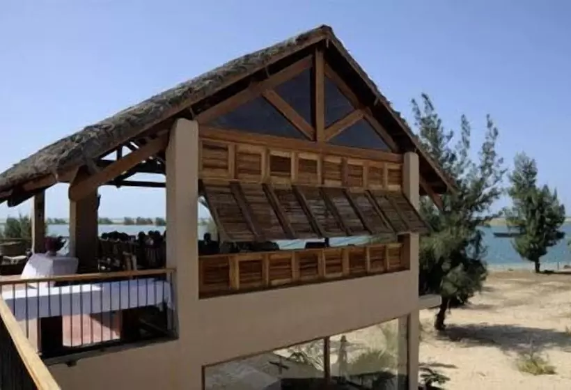 هتل Campement Lodge Océan & Savane