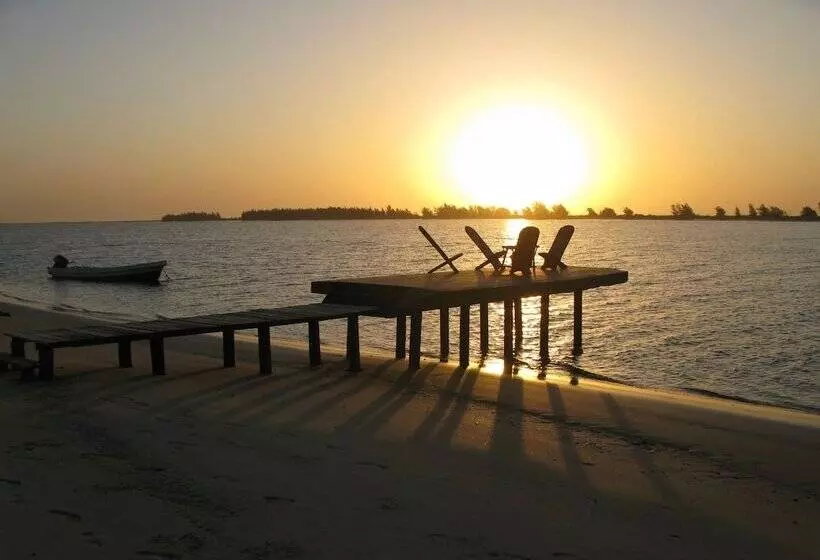 هتل Campement Lodge Océan & Savane