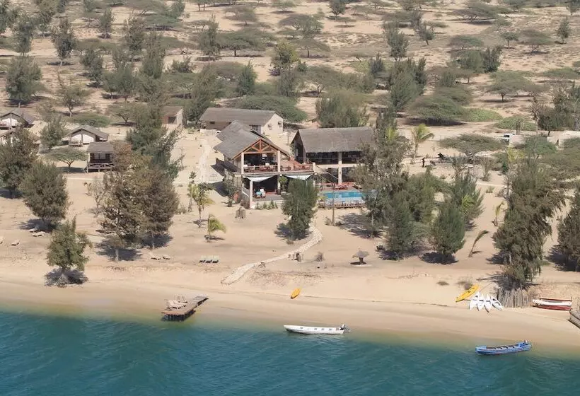 هتل Campement Lodge Océan & Savane