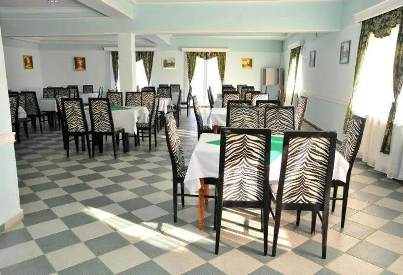 هتل Centro Biznis 92