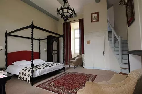 Отель Château Royal De Saint Saturnin