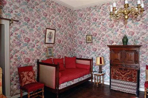 Отель Château Royal De Saint Saturnin