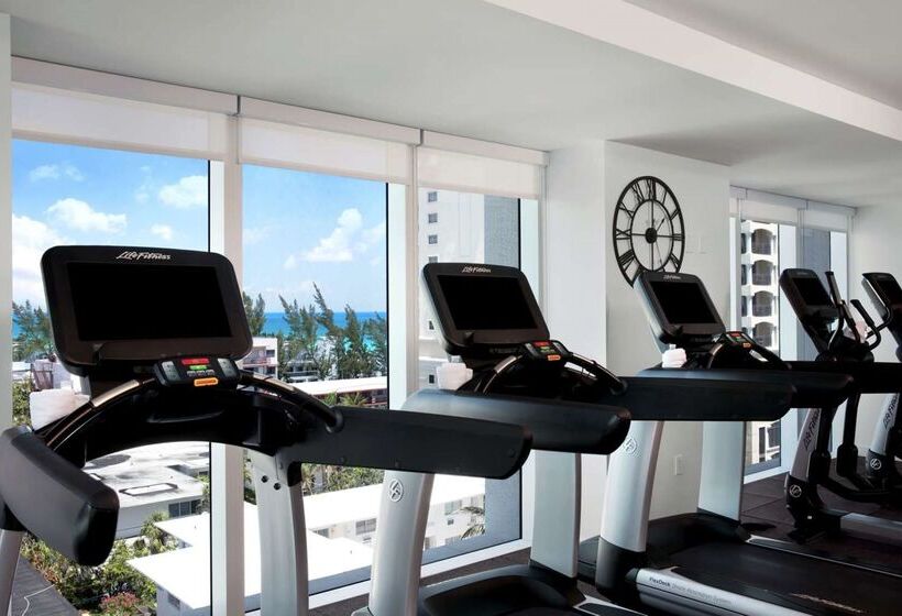 فندق Conrad Fortlauderdale Beach