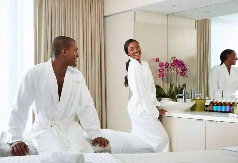 فندق Conrad Fortlauderdale Beach