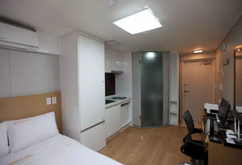 فندق Easy Residence