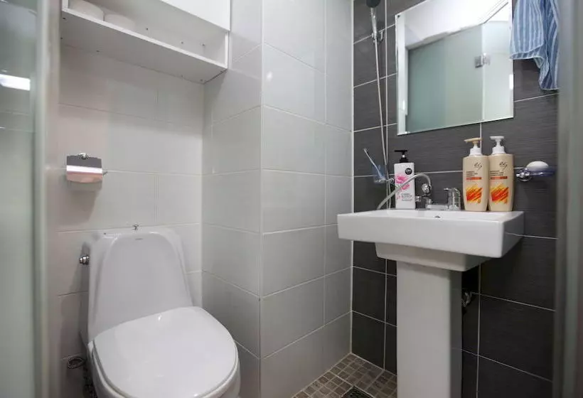 فندق Easy Residence