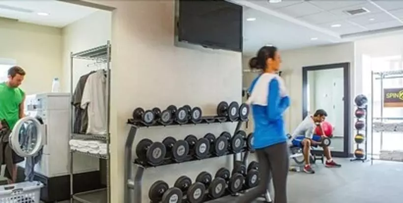 ホテル Home2 Suites By Hilton Farmington/ Bloomfield