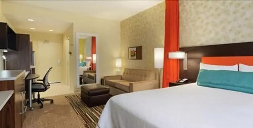 ホテル Home2 Suites By Hilton Farmington/ Bloomfield