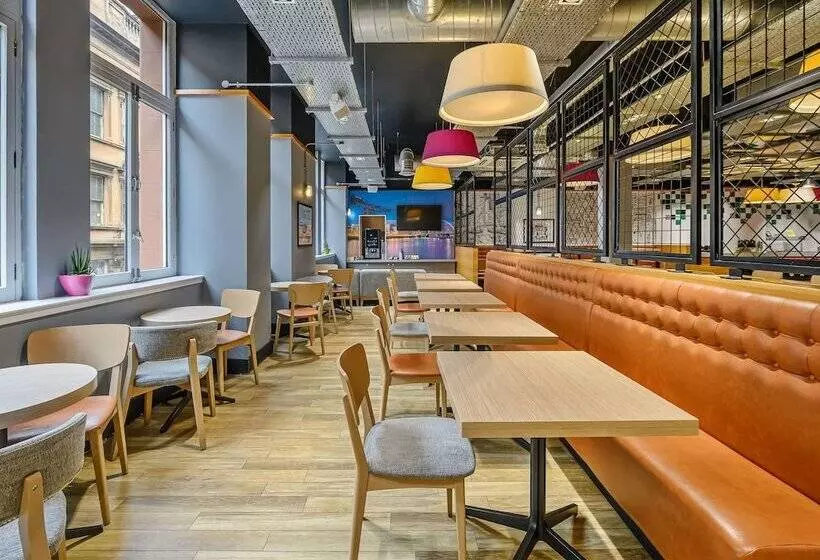هتل Ibis Styles Glasgow Centre George Square