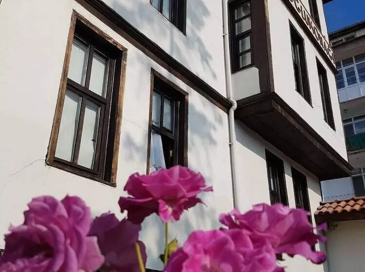 هتل Kadıoğlu Konağı