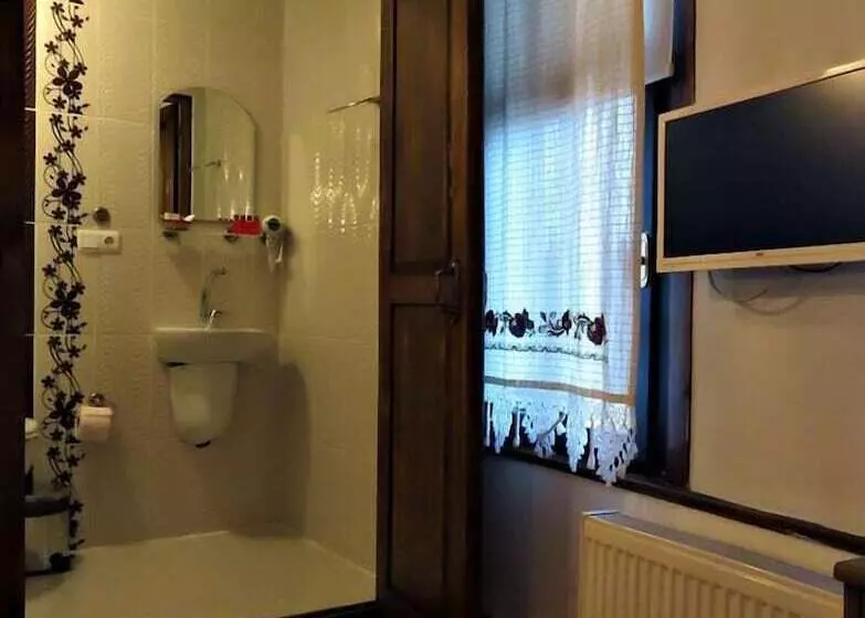 هتل Kadıoğlu Konağı