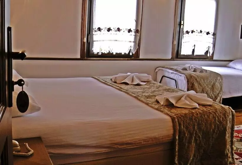 هتل Kadıoğlu Konağı