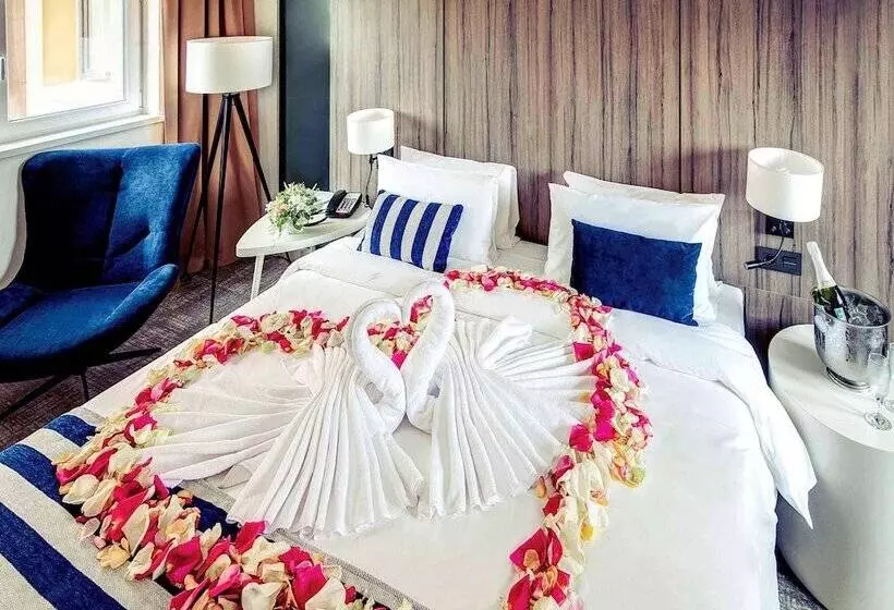 Отель Mercure Voronezh Center