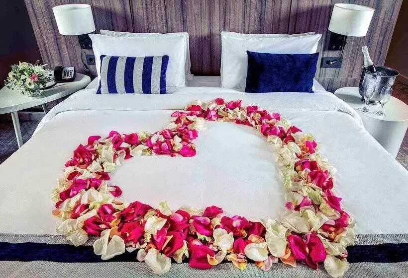 Отель Mercure Voronezh Center