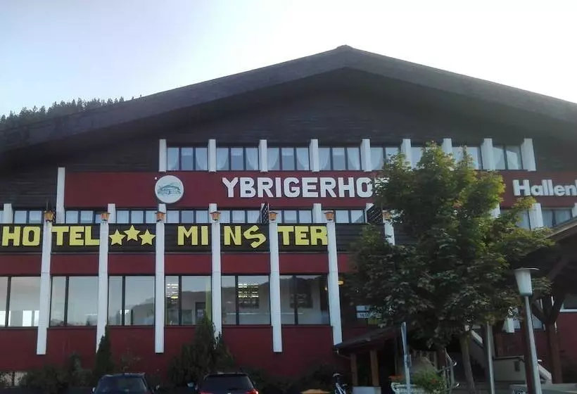 Hotel Minster
