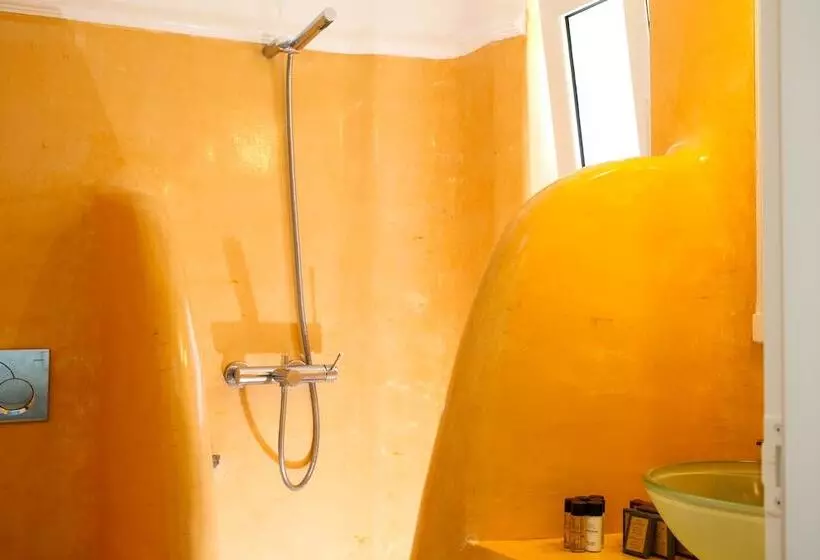 בית מלון כפרי Niriides Homes & Villas